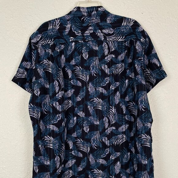 Van Heusen Men’s Air Short Sleeve Button Down Shirt – Blue Leaf Print – Size XL - Picture 10 of 15